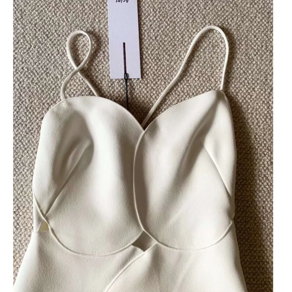 NWT Acler Allister Top - Ivory - Picture 9 of 12